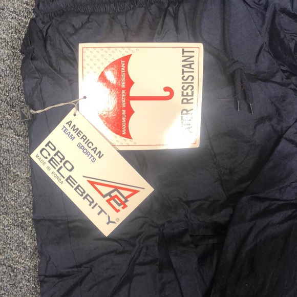 American Team Sports Water-resistant warmup pants - Picture 2 of 3